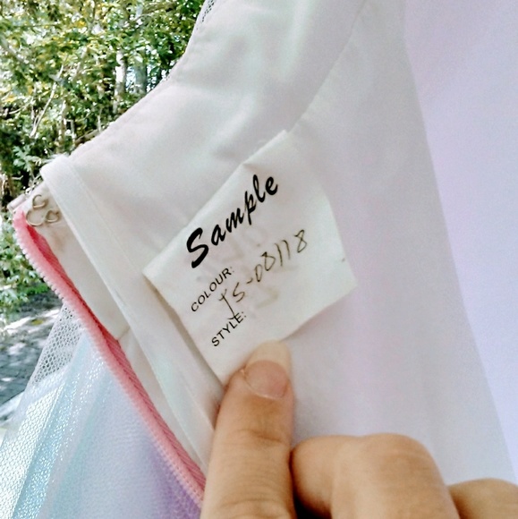 ✔ SOLD ✔Allure Bridal Ball Gown - Picture 7 of 8